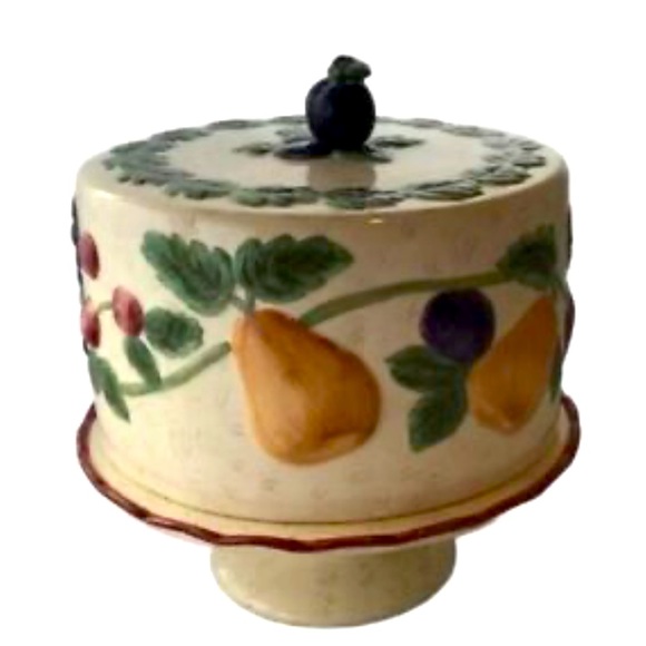 Napa Valley by Noble Excellence Embossed Fruit- Covered Pedestal Cake Stand - Picture 3 of 6